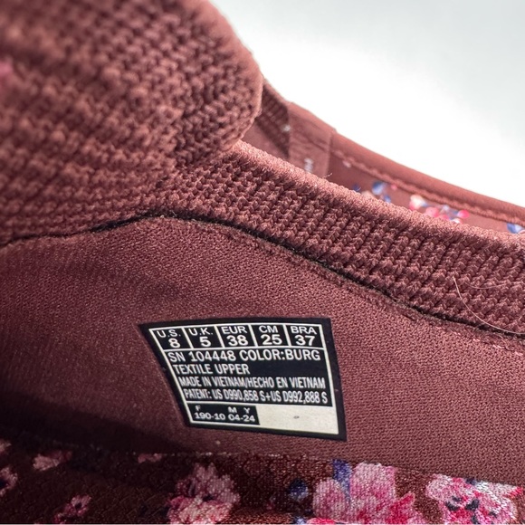 Skechers Women's Slip-ins Virtue Washable Mesh Shoes Knit Sneakers Burgundy Sz 8 - Picture 10 of 10